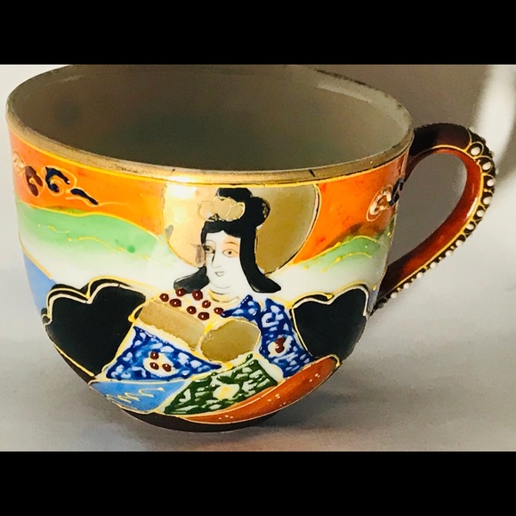 Goddess of Mercy,Gilded Hand Painted Cup & Sauser - Picture 8 of 10